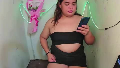 Snapshot of sweet_frex123 chatting on 10.13.25 sweet_frex123 online show from 10.13.25