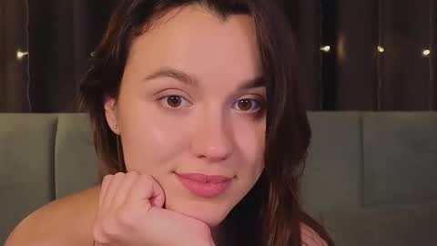 Snapshot of sweet_haeven chatting on 01.14.25 Im Mia.LOVELY PATTERNS 100 120 160 200 my toy buzzes from 2 tip online show from 01.14.25