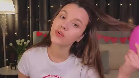 Snapshot of sweet_haeven chatting on 02.16.25 Im Mia.LOVELY PATTERNS 100 120 160 200 my toy buzzes from 2 tip online show from 02.16.25