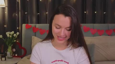 Snapshot of sweet_haeven chatting on 02.16.25 Im Mia.LOVELY PATTERNS 100 120 160 200 my toy buzzes from 2 tip online show from 02.16.25