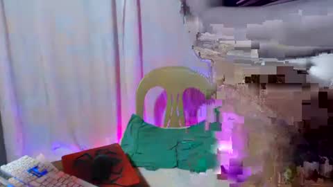 Snapshot of sweet_hanna22 chatting on 10.09.25 hanna mae online show from 10.09.25