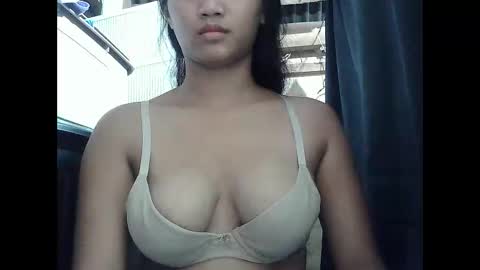 Hazel online show from 12.04.25