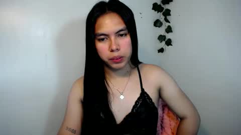 Snapshot of sweet_kyline69 chatting on 11.19.25 sweet_kyline69 online show from 11.19.25