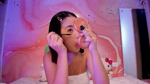 Snapshot of sweet_lemariee_ chatting on 10.25.25 Lemarie online show from 10.25.25