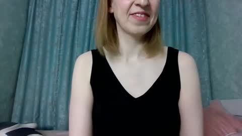 sweet_lilbunny online show from 02.06.26
