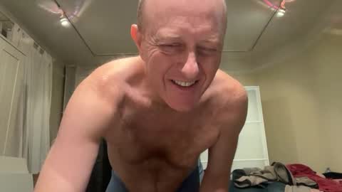 Snapshot of sweet_love_2020 chatting on 10.27.25 sweet_love_2020 online show from 10.27.25