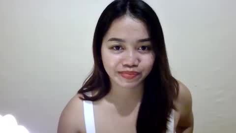 Snapshot of sweet_mae28xx chatting on 04.20.26 sweet_mae28xx online show from 04.20.26