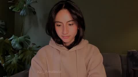 Snapshot of sweet_mara_cat chatting on 01.31.25 Mor online show from 01.31.25