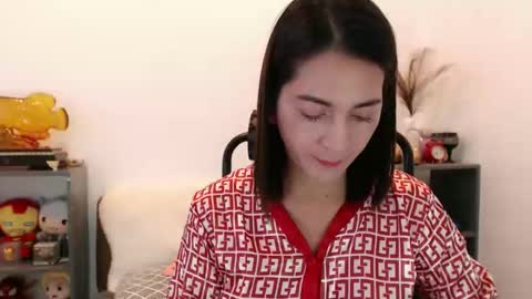 Snapshot of sweet_mekylats chatting on 05.01.26 Sweet mekylats online show from 05.01.26