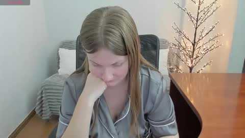 Mila online show from 12.23.25