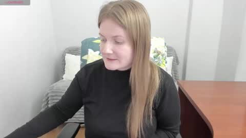 Snapshot of sweet_melody_of_ur_heart chatting on 01.18.26 Mila online show from 01.18.26