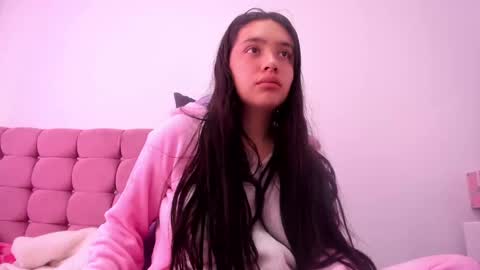 Mia Johns online show from 02.12.25