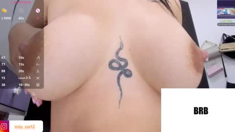 Mia Johns online show from 12.20.25