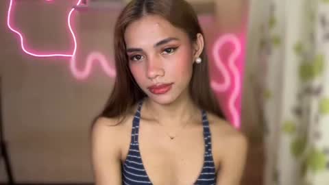 sweet_nikki03 online show from 09.24.25