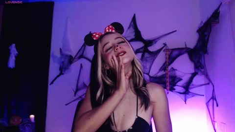 Penny  online show from 10.19.25