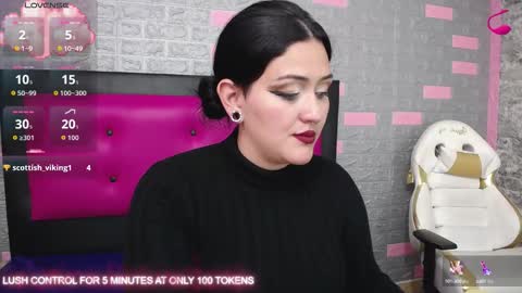  LAUREN  online show from 09.16.25