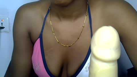 Snapshot of sweet_pussy04 chatting on 07.06.26 sweet girl online show from 07.06.26