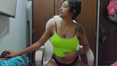 sweet_robyn online show from 01.16.25