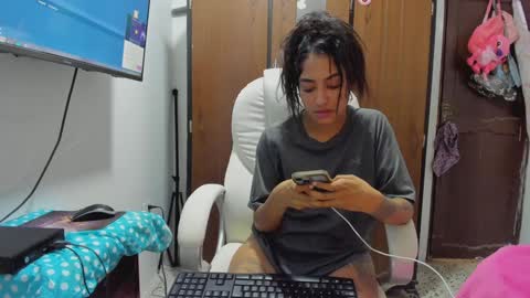 sweet_robyn online show from 01.17.25