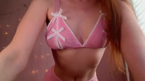 Snapshot of sweet_rosely chatting on 02.15.26 Sweet Rosely online show from 02.15.26