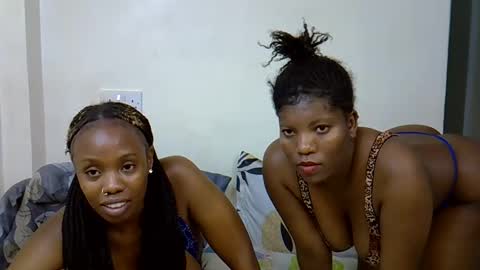 Elina online show from 11.22.25