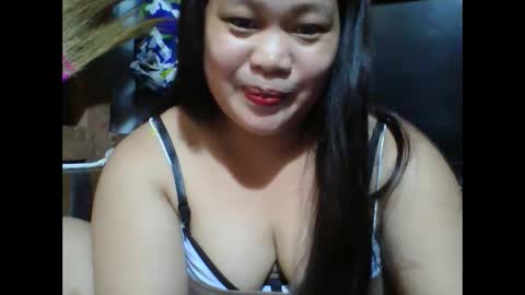 Snapshot of sweet_shafarah chatting on 03.11.25 sweet_shafarah online show from 03.11.25