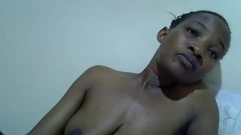 Snapshot of sweet_shari chatting on 10.07.25 Princess shari online show from 10.07.25