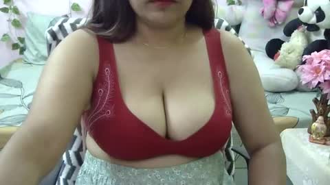 Snapshot of sweet_shivani chatting on 03.27.26 sweet_shivani online show from 03.27.26