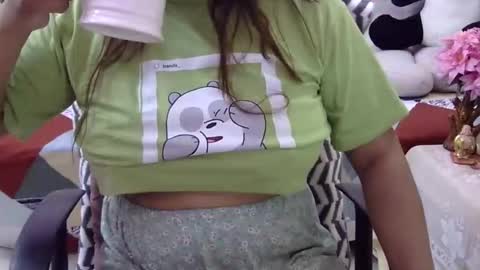 Snapshot of sweet_shivani chatting on 04.06.26 sweet_shivani online show from 04.06.26