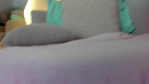 Snapshot of sweet_skiinny chatting on 10.15.25 Adeline online show from 10.15.25