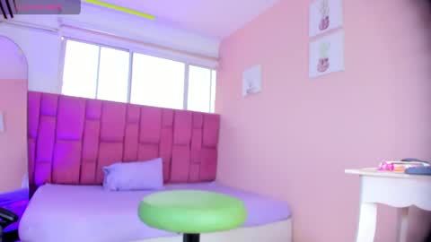 sweet_stacie online show from 04.18.26