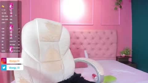 Yeileen online show from 09.24.25