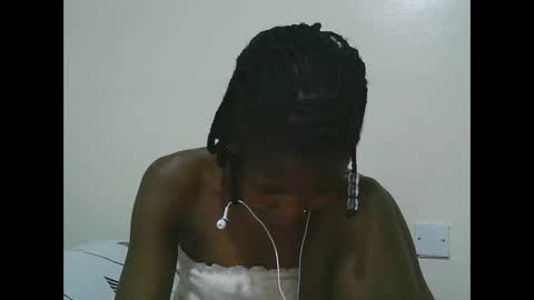 Snapshot of sweet_tattiana chatting on 02.13.25 Tatty online show from 02.13.25