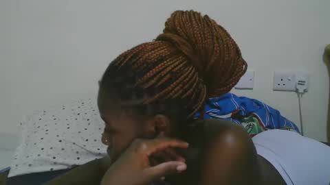 Snapshot of sweet_tattiana chatting on 03.09.25 Tatty online show from 03.09.25