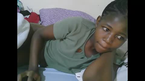 Snapshot of sweet_tattiana chatting on 10.03.25 Tatty online show from 10.03.25