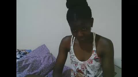 Snapshot of sweet_tattiana chatting on 10.08.25 Tatty online show from 10.08.25