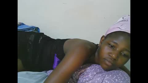 Snapshot of sweet_tattiana chatting on 10.12.25 Tatty online show from 10.12.25