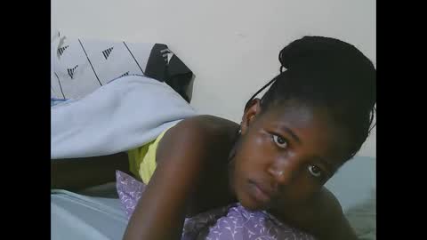 Snapshot of sweet_tattiana chatting on 10.19.25 Tatty online show from 10.19.25