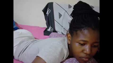 Snapshot of sweet_tattiana chatting on 10.29.25 Tatty online show from 10.29.25