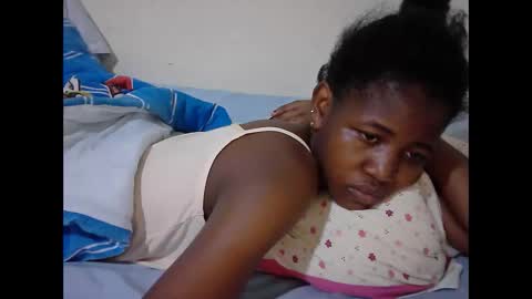 Snapshot of sweet_tattiana chatting on 11.04.25 Tatty online show from 11.04.25