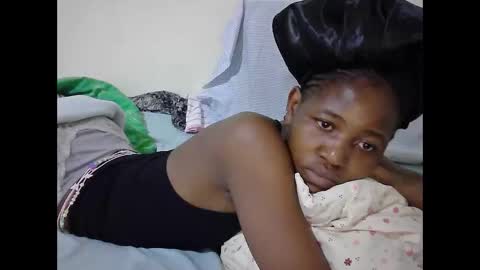 Snapshot of sweet_tattiana chatting on 11.11.25 Tatty online show from 11.11.25