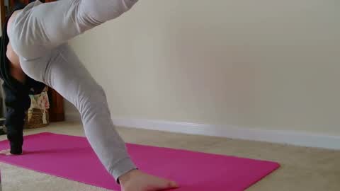 Heidi Brenner - Please check bio for schedule  FAQ online show from 11.06.25