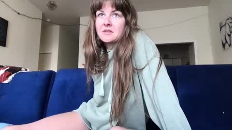 Snapshot of sweet_truffle chatting on 07.03.26 Heidi Brenner - Please check bio for schedule FAQ online show from 07.03.26