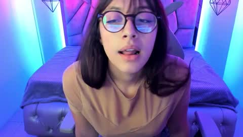 sweet_venus4 online show from 12.17.24