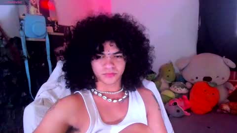 Steven independent model online show from 03.01.25