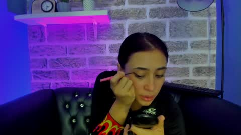 Snapshot of sweet_woman1 chatting on 05.27.26 Sexy Arianna online show from 05.27.26