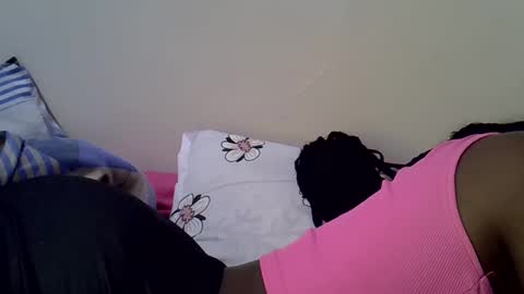 Snapshot of sweet_zarah chatting on 04.22.26 sweet_zarah online show from 04.22.26