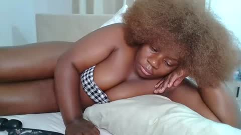 Snapshot of sweetafricangal chatting on 07.06.26 NASHA online show from 07.06.26