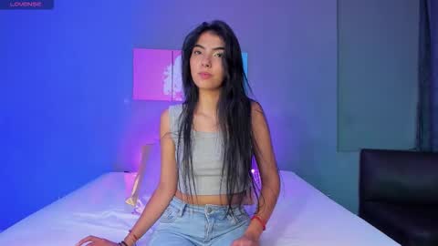 Snapshot of sweetaliss26 chatting on 02.04.26 Aliss online show from 02.04.26