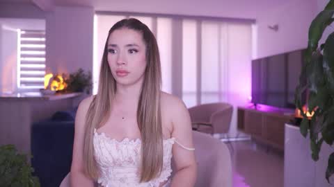 Camila online show from 10.25.25